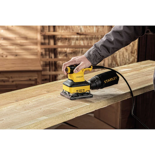 LIJADORA ORBITAL 1-4" DE HOJA 240W (SS24-B3) STANLEY - Vista 3