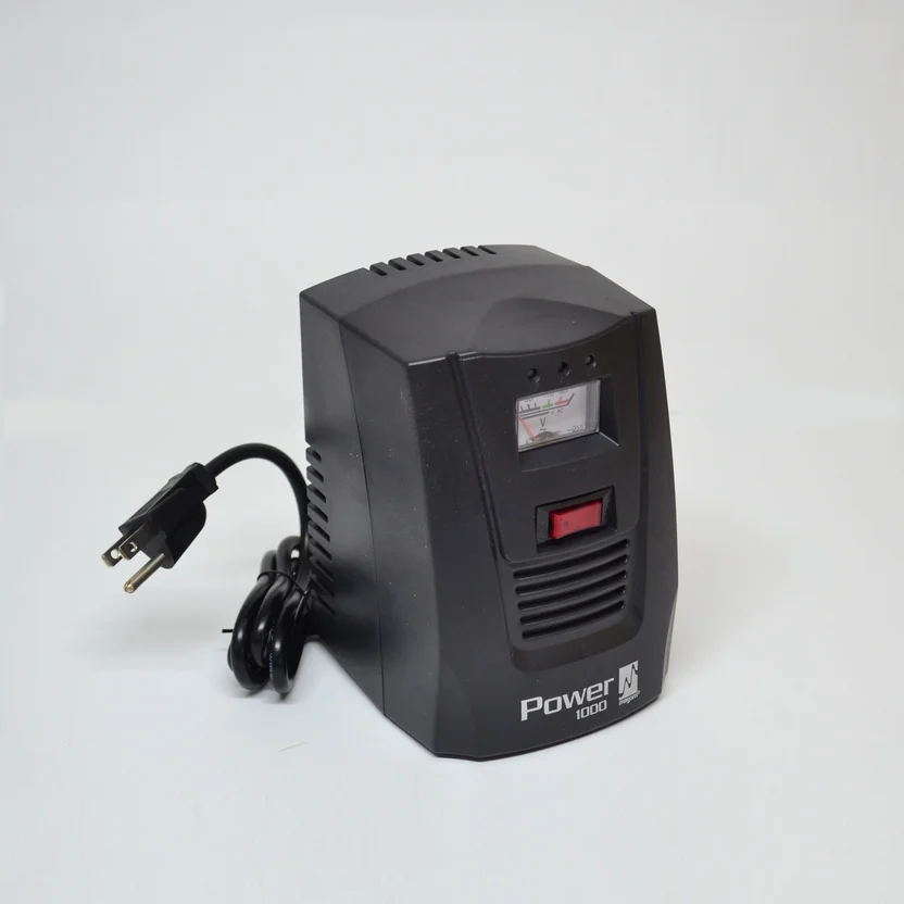 REGULADOR POWER-1000 (8 TOMAS) (33010015) MAGOM - Vista 2