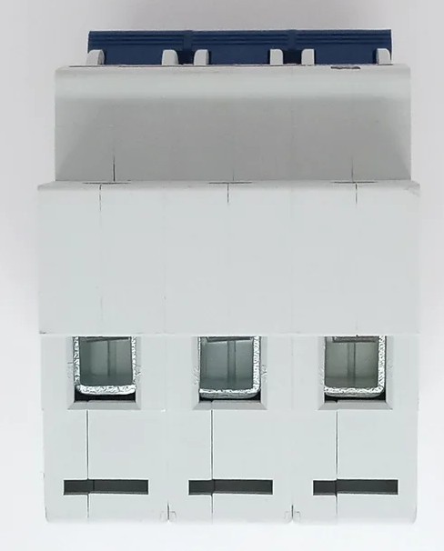 BREAKER PARA RIEL 3P 63A-4.5KA - 3SB1-63N (PT349392) CILES - Vista 3